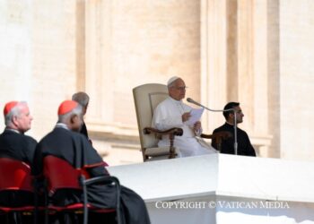 ĐTC Lêô XIV – Loạt Bài Giáo lý – Năm Thánh 2025 – Bài 11. Người phụ nữ bị băng huyết và con gái của Gia-ia