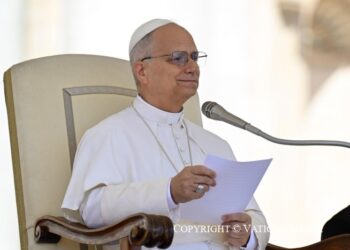 ĐTC Lêô XIV – Loạt Bài Giáo lý Năm Thánh 2025 5. Cuộc Khổ Nạn – “Ta khát” (Ga 19,28)