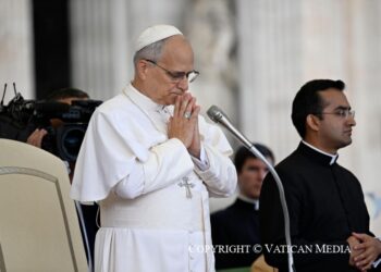 ĐTC Lêô XIV – Loạt Bài Giáo lý Năm Thánh 2025 8. Xuống ngục tổ tông. Trong Chúa Thánh Thần “Người cũng xuống rao giảng cho các vong linh bị cầm tù” (1Pr 3,19)