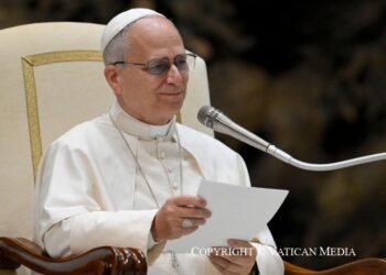 ĐTC Lêô XIV – Chu Kỳ Giáo Lý  Công đồng Vaticanô II qua các Văn kiện Bài 3. Một kho tàng thánh duy nhất.  Mối tương quan giữa Thánh Kinh và Thánh Truyền