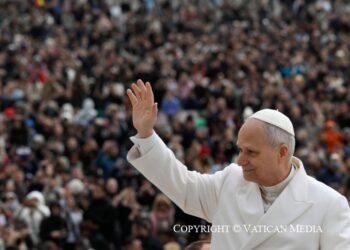 ĐTC Lêô XIV – Chu Kỳ Giáo Lý  Công đồng Vaticanô II qua các Văn kiện 6. Giáo dân – những “viên đá sống” trong Hội Thánh và chứng nhân giữa lòng thế giới